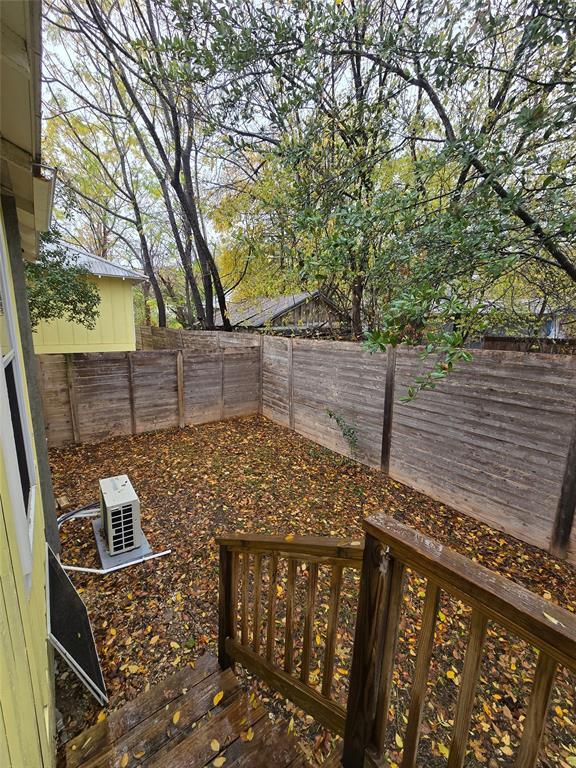 Building Photo - 1703 Maple Ave