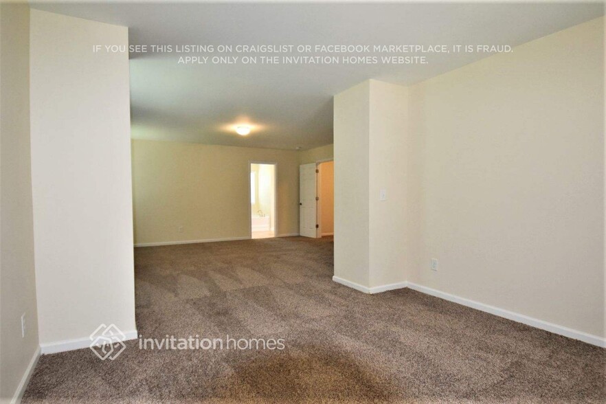 Building Photo - 3808 Althorp Drive