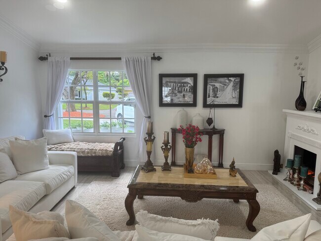 Building Photo - 14901 SW 144th Terrace