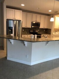 Building Photo - 10320 SW Stephanie Way