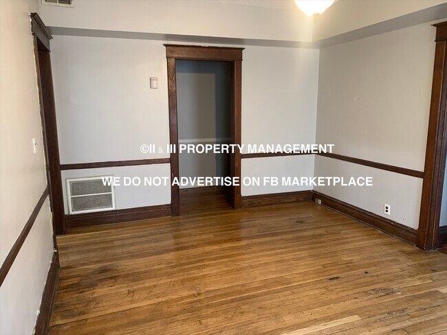Building Photo - 3700 Wyandotte St