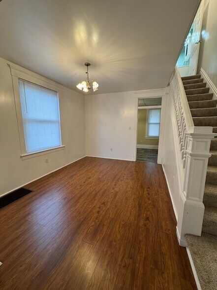 Building Photo - 134 E Smithfield St