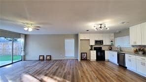 Building Photo - 14419 Cypress Leaf Dr