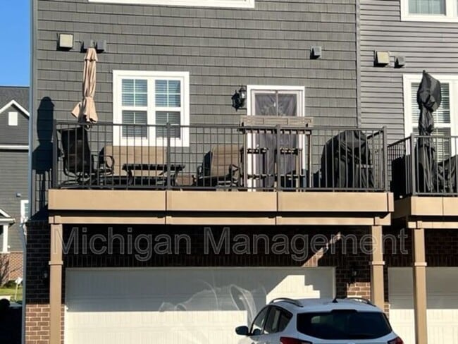 Building Photo - 263 N Sydney Ct
