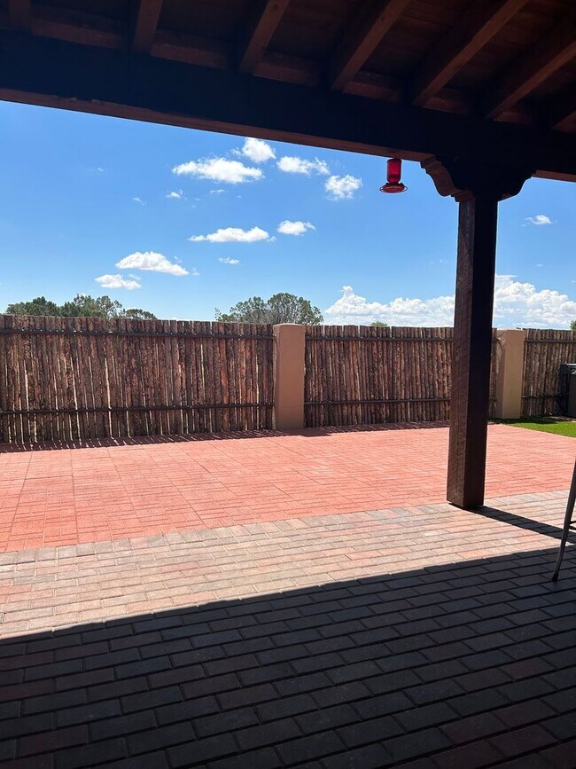 Building Photo - 24 Pinon Doblado