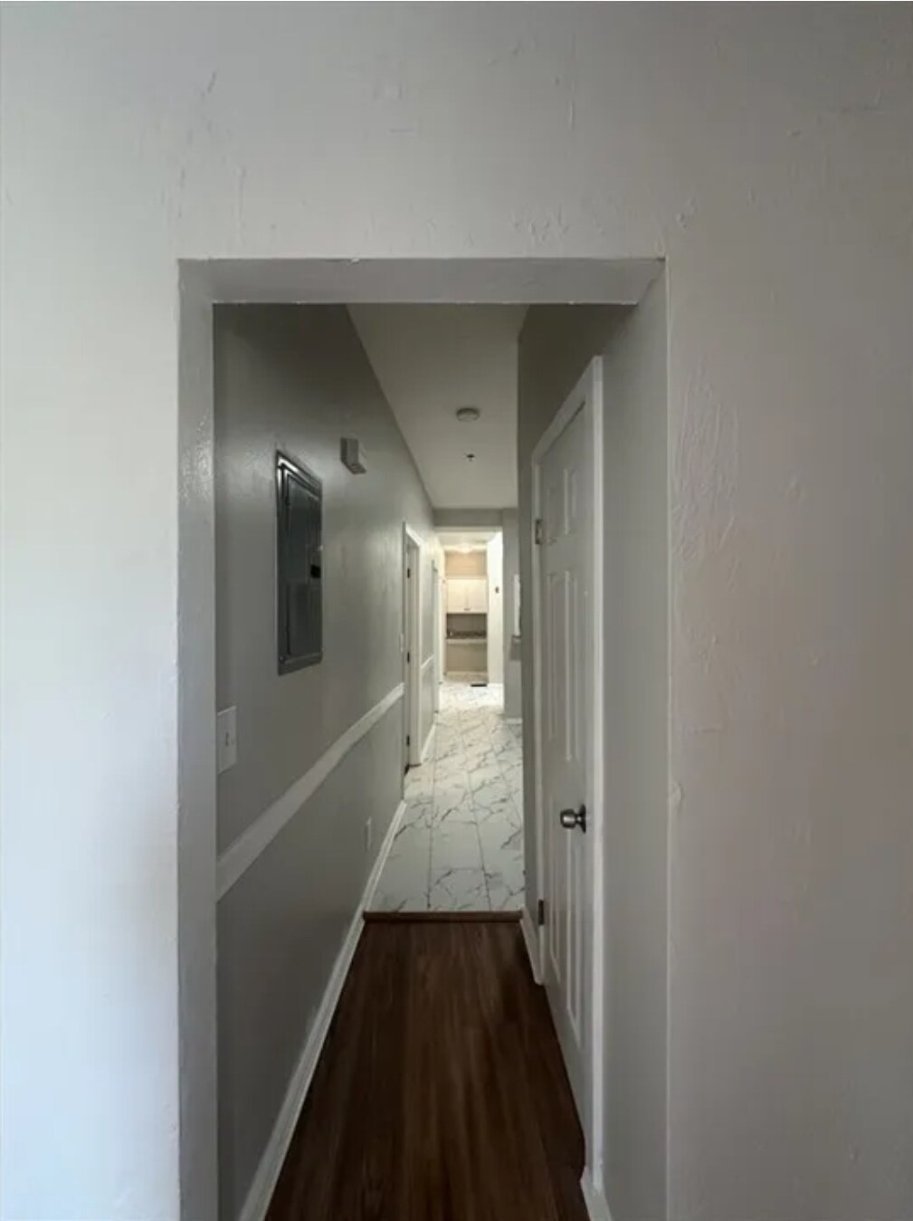 Unit main floor walk way - 65 Manchester St