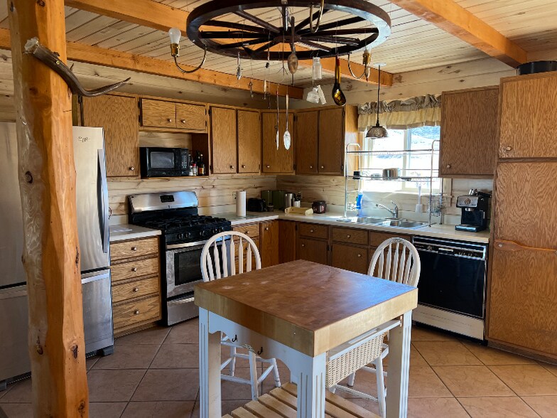 Building Photo - 254 Indian Head Dr