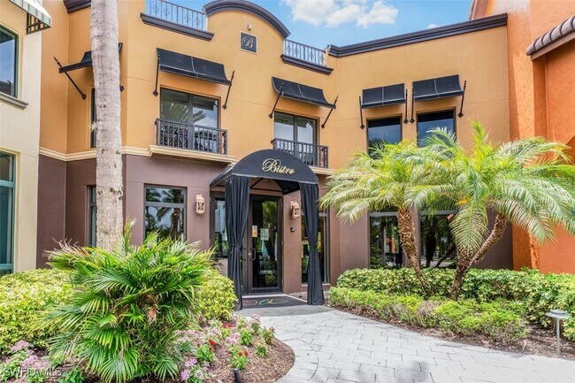 Building Photo - 9147 Delano St