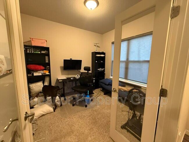 Building Photo - 2865 Endive Dr