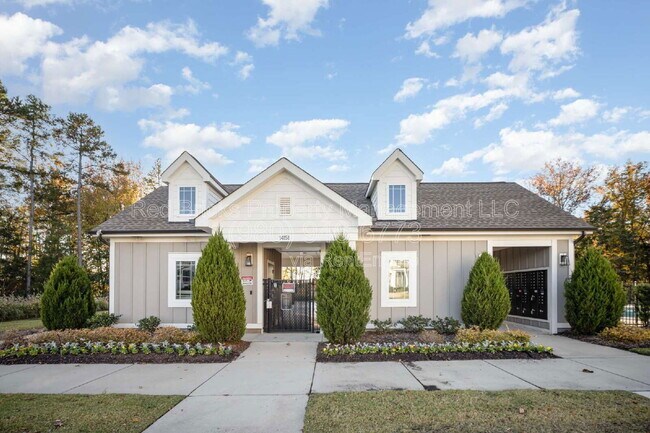 Building Photo - 15223 Scoter St