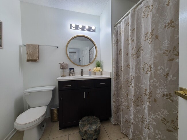 Building Photo - 179 W Cherrywood Ln