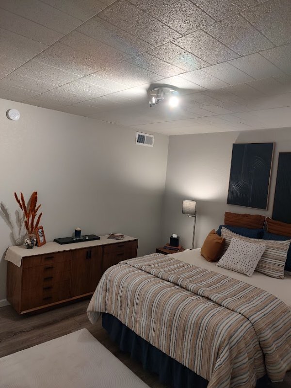 Building Photo - 111 S Meldrum St