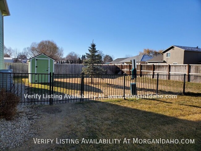 Building Photo - 811 S Sunglow Ln
