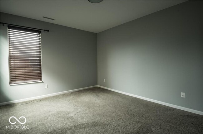 Building Photo - 15665 Eastpark Dr
