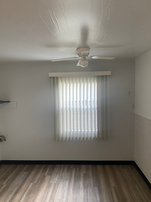 Building Photo - 5129 E 10th Ave