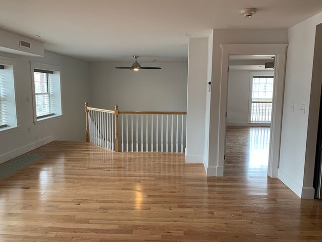 Building Photo - 52 Sanborn St
