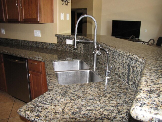 Building Photo - COMING SOON!!! Located in Vail Az  on a premium elevated lot!!