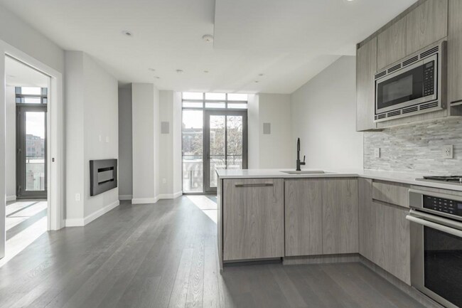 Building Photo - 140 Shawmut Ave