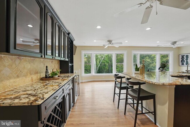 Building Photo - 8121 Briar Creek Dr