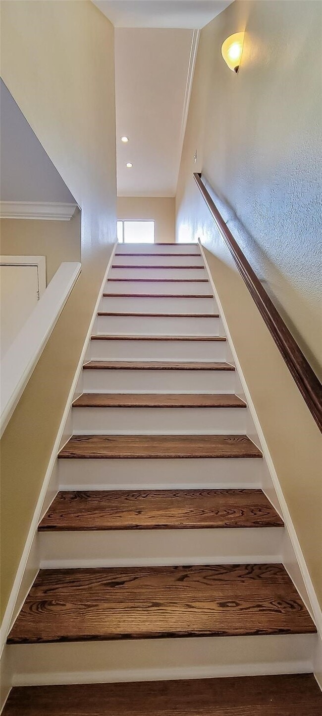 Building Photo - 4749 E NASA Pkwy