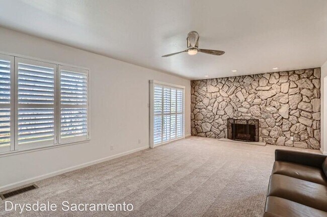 Building Photo - 4 br, 2 bath House - 7421 Conrad Drive
