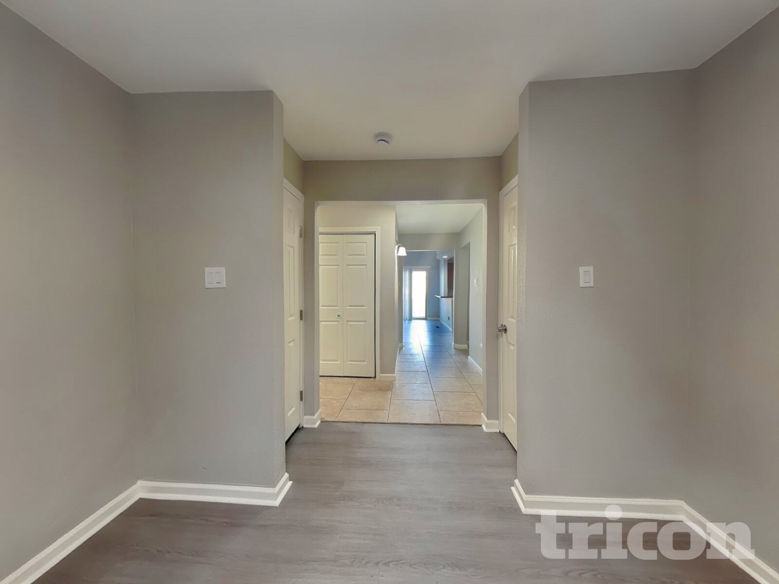 Building Photo - 9800 Denali Rd NE