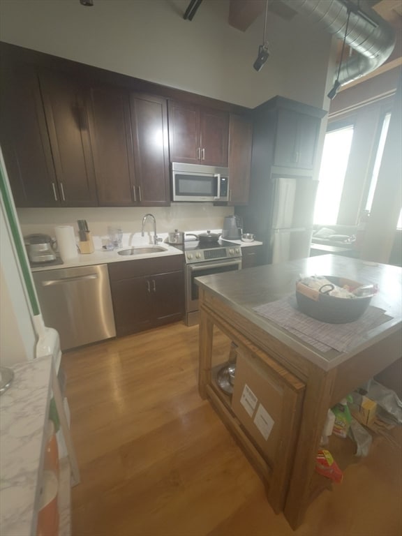 Building Photo - 49 Melcher St
