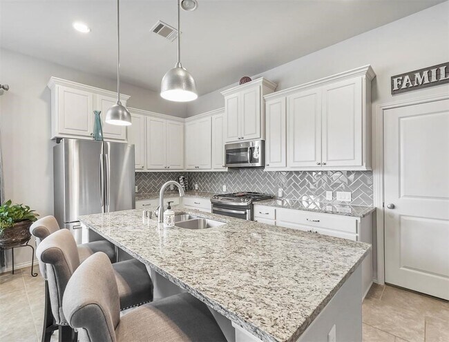 Building Photo - 17023 Canosa Dr