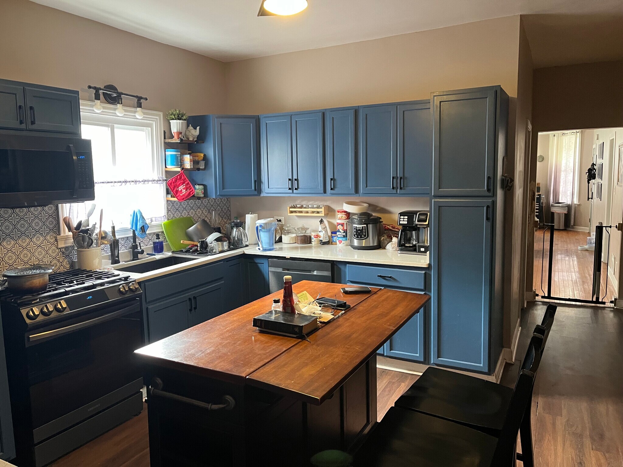 kitchen 1.2 - 3631 N Kimball Ave