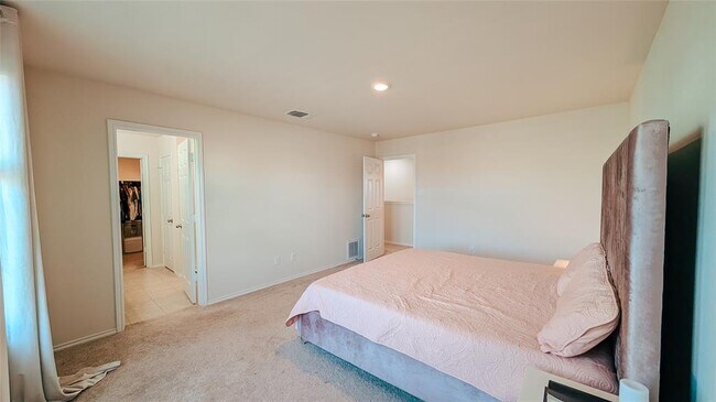 Building Photo - 353 Katie Elder Dr