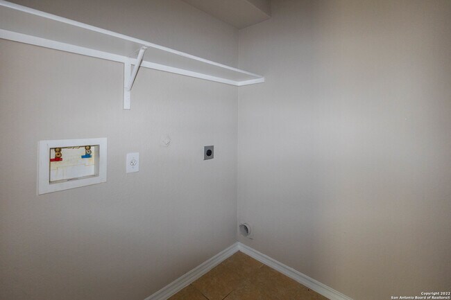 Building Photo - 2319 Salmon Creek