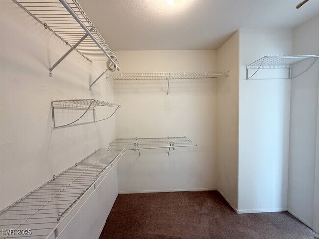 Building Photo - 5057 Shadow Valley St