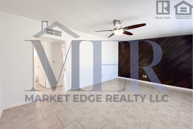 Building Photo - 3Bed/2Bath Home Scottsdale/Thomas! $399 MOVE-IN SPECIAL! Ready for Immediate Move-In!