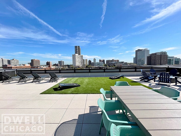 Building Photo - 911 W Dakin St