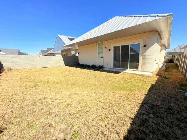 Building Photo - 332 Blue Blaze Trl