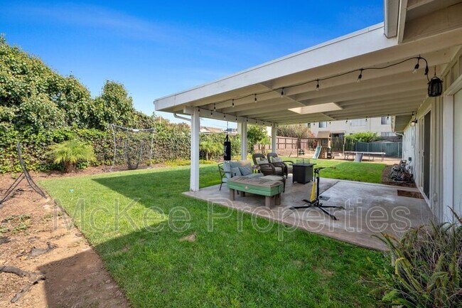 Building Photo - 1212 Oneonta Ave