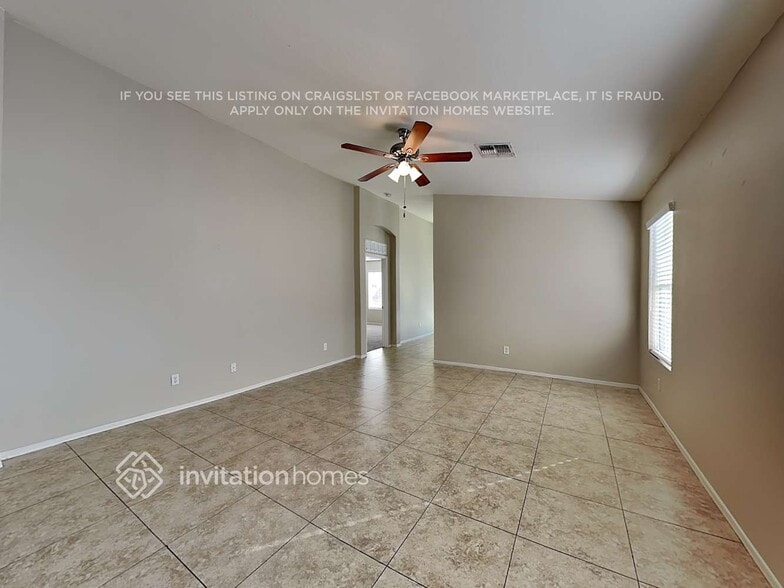 Building Photo - 2325 W Hayden Peak Dr