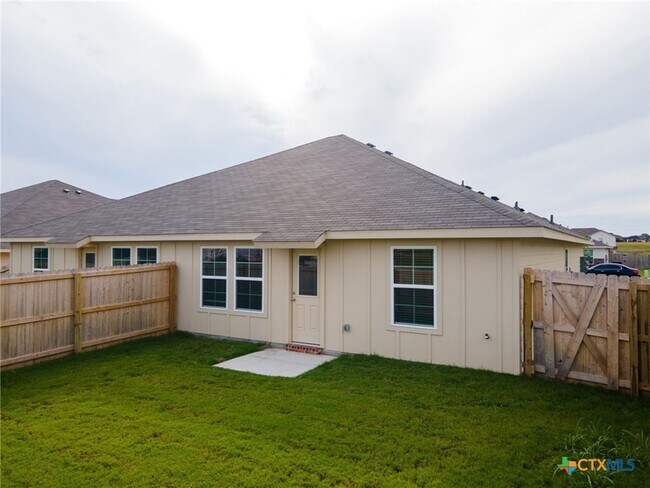 Building Photo - 1218 LEXINGTON Dr
