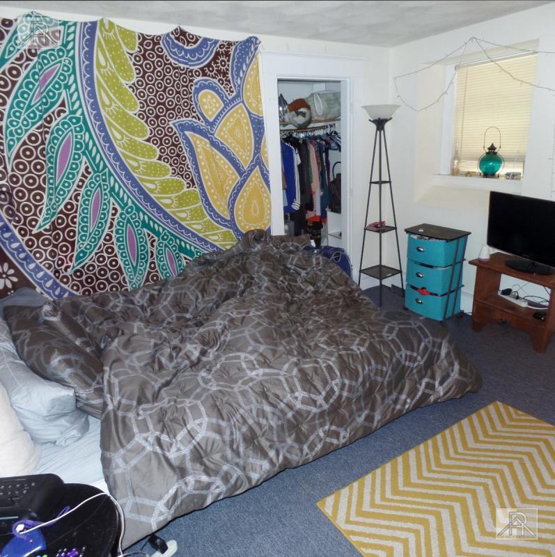 Building Photo - 19 South St