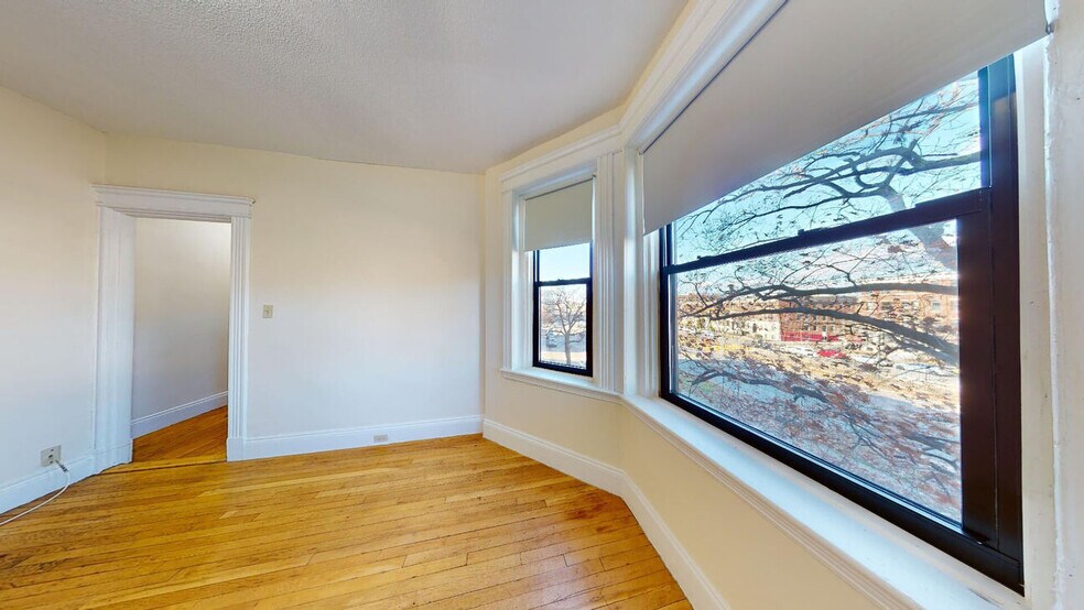 Building Photo - 1188 Commonwealth Ave