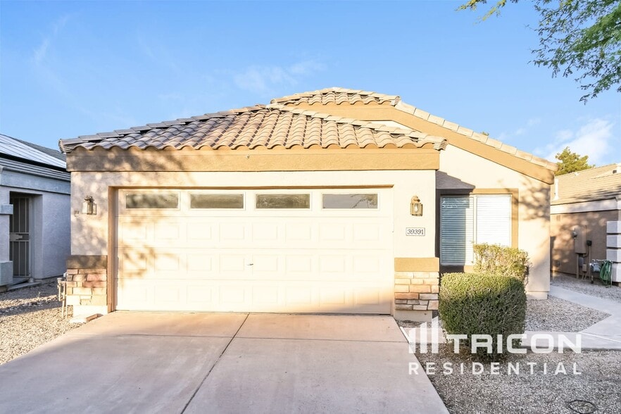 Primary Photo - 39391 N Parisi Cir