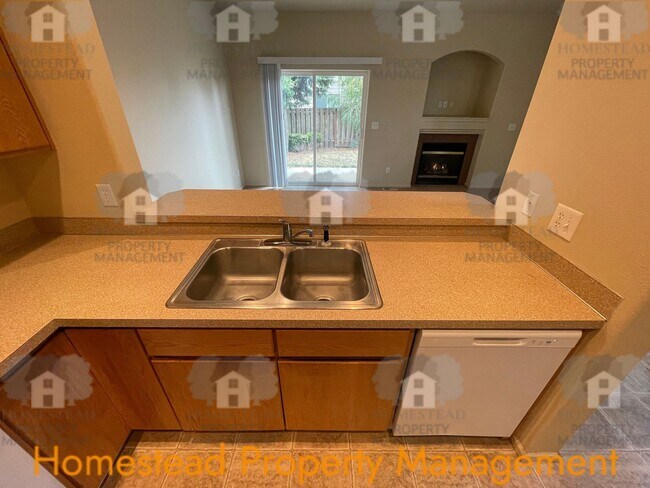 Building Photo - 232