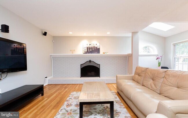 Building Photo - 9808 Korman Ct