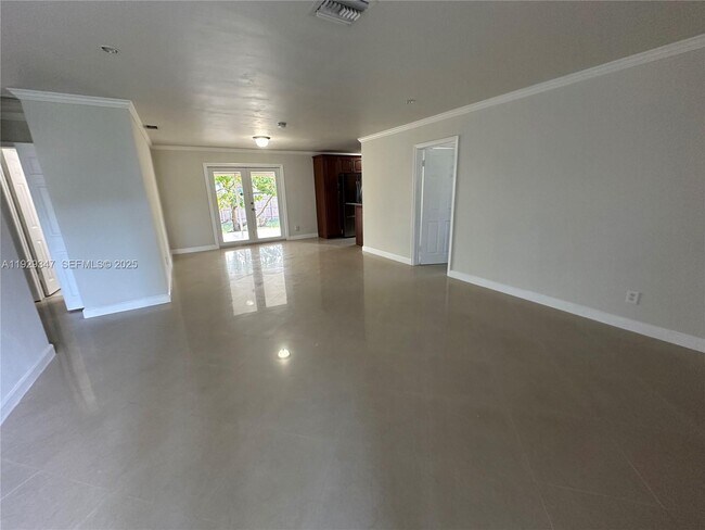 Building Photo - 1718 N 27th Ave