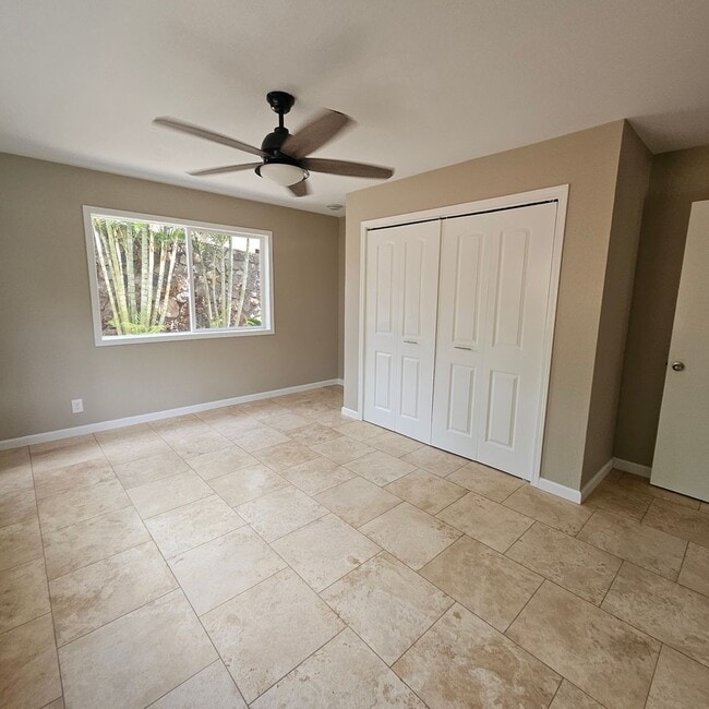 Building Photo - 1 bedroom in the heart of Lahaina