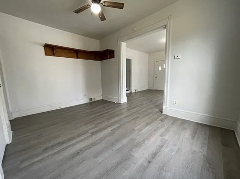 Building Photo - 331 W Morrell St