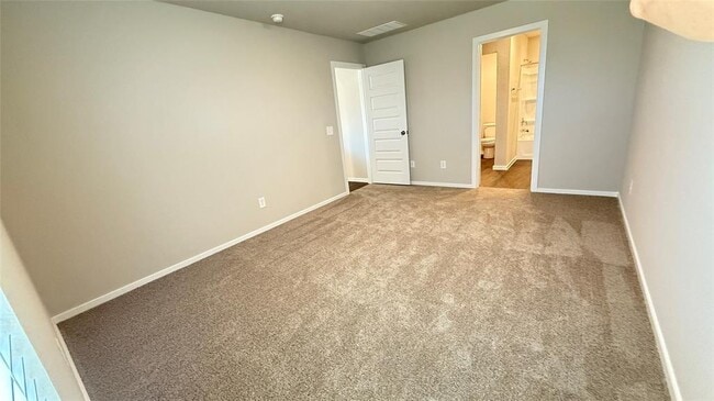 Building Photo - 21703 Meadow Ct