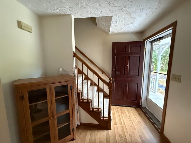 Building Photo - 352A Goffstown Back Rd