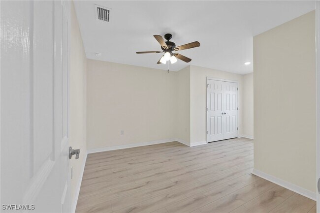 Building Photo - 15484 Wildflower Cir