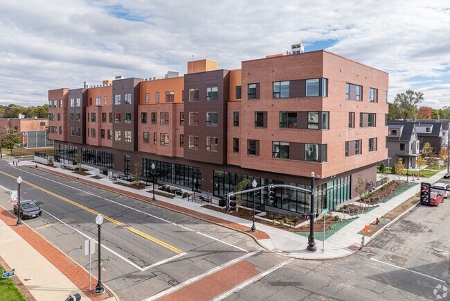 Building Photo - 45 E Central St